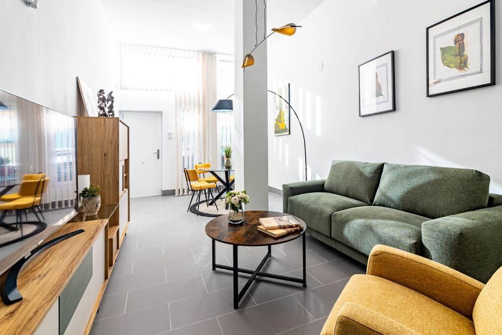 Caramba Freshapartments มาลากา ภายนอก รูปภาพ